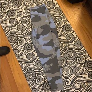 Aerie Camo leggings